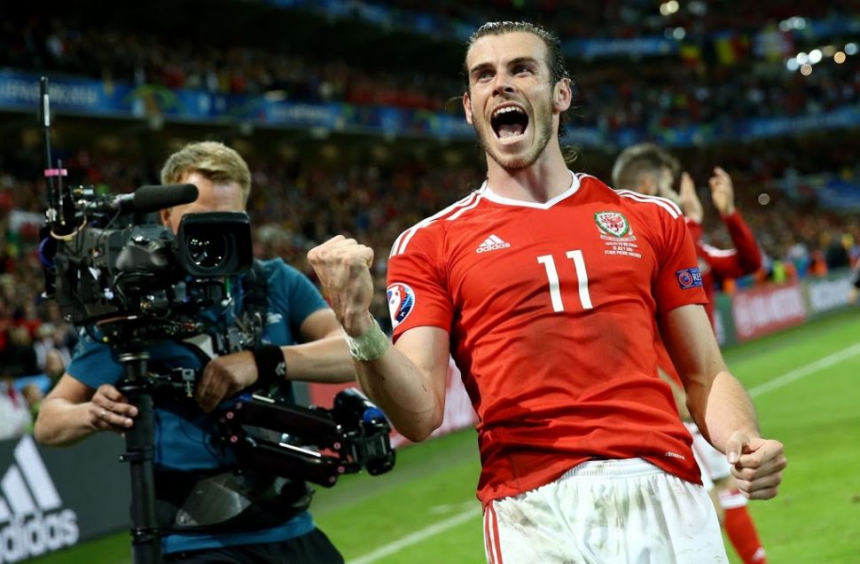 Gareth Bale歡慶威爾斯晉級4強。（達志影像）